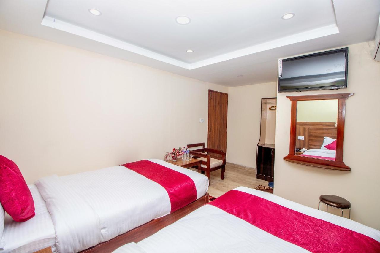Hotel Royal Image Pokhara Exterior foto